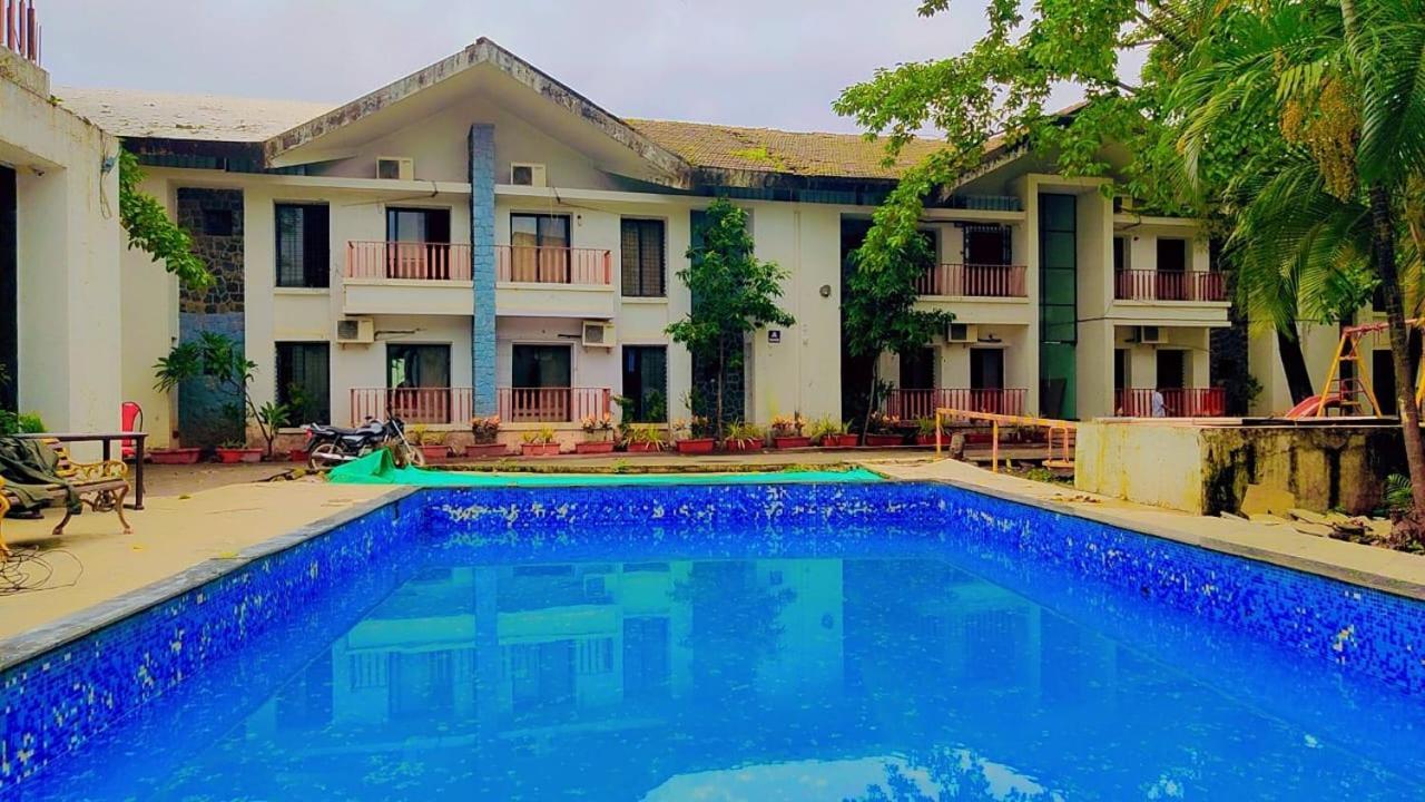 Indus Valley Resort Lonavala Exterior foto